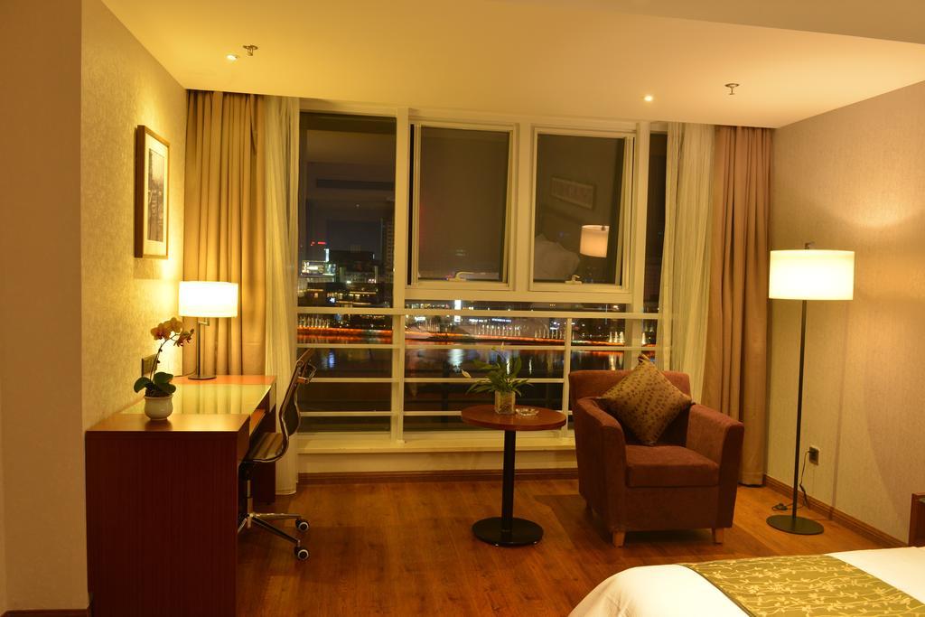 Yitel Ningbo Old Bund Hotel Exterior foto